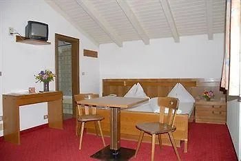 Otel Anna Silandro